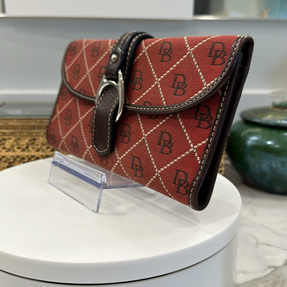 Dooney & Bourke - Leather & Canvas Buckle Wallet EUC - Picture 3 of 17